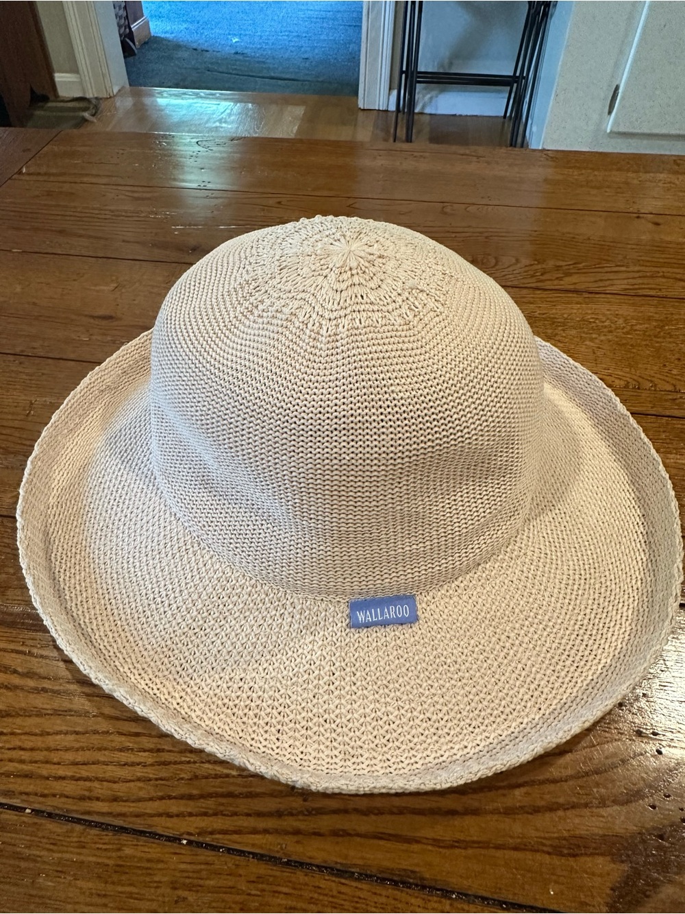 Wallaroo Victoria Women’s Sun Hat Beige Packable Crushable Adjustable UPF